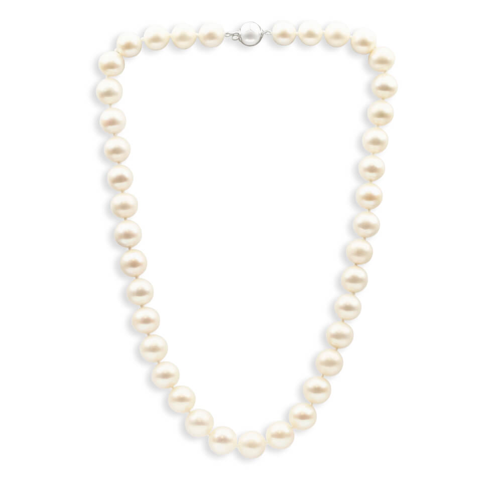 45cm Cream-colored Freshwater Pearl Necklace for Elegant Look