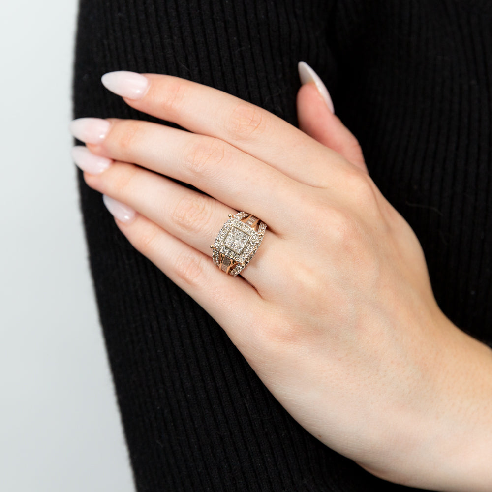 Stunning 9ct Yellow Gold 2-Carat Cushion-Shaped Cluster Diamond Ring