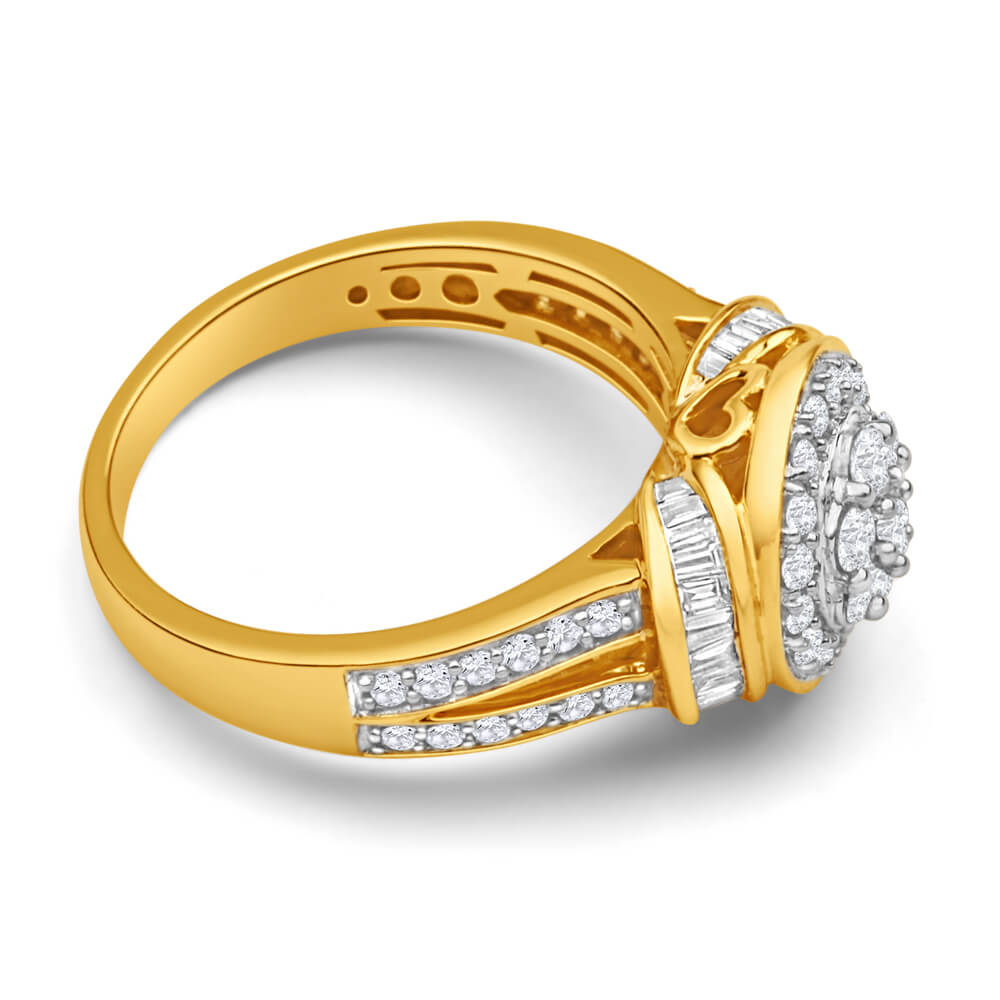 Exquisite 9ct Yellow Gold Cluster Ring with 1 Carat Mixed Cut Diamonds