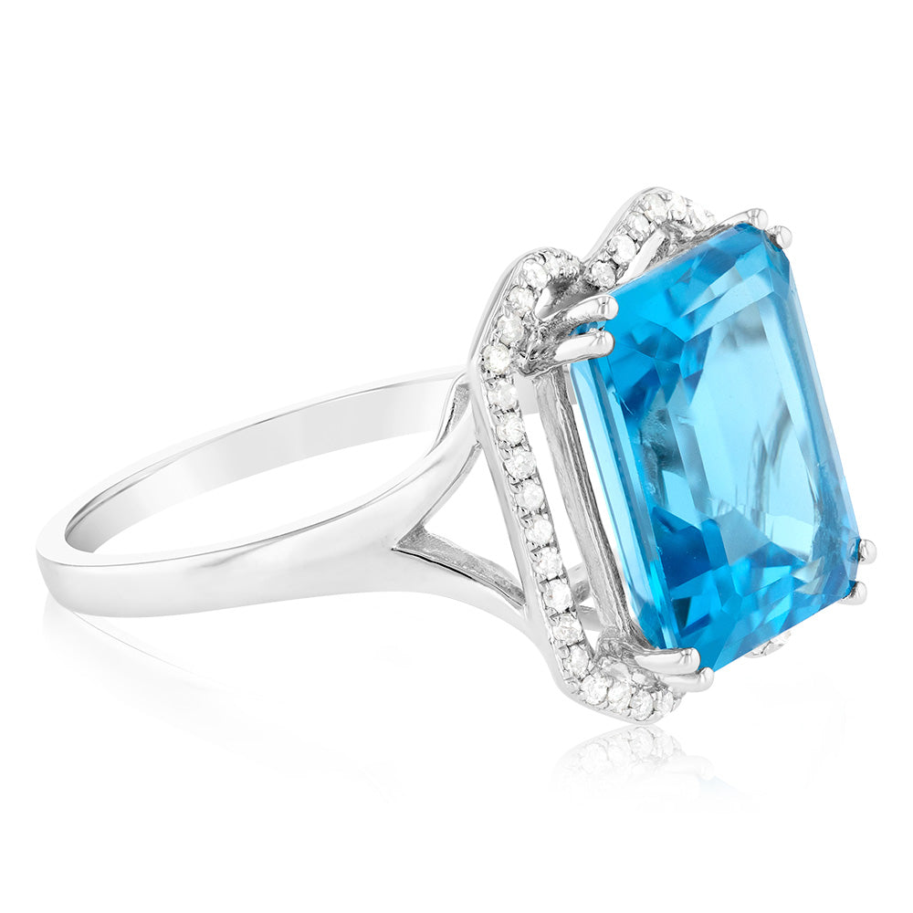 Stunning 9ct White Gold Ring with Natural Blue Topaz and Diamonds