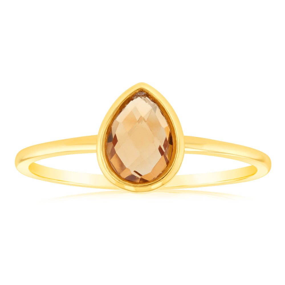Exquisite 9 Carat Yellow Gold Ring with Pear - Shaped Natural Quartz for Elegant Jewelry Lovers