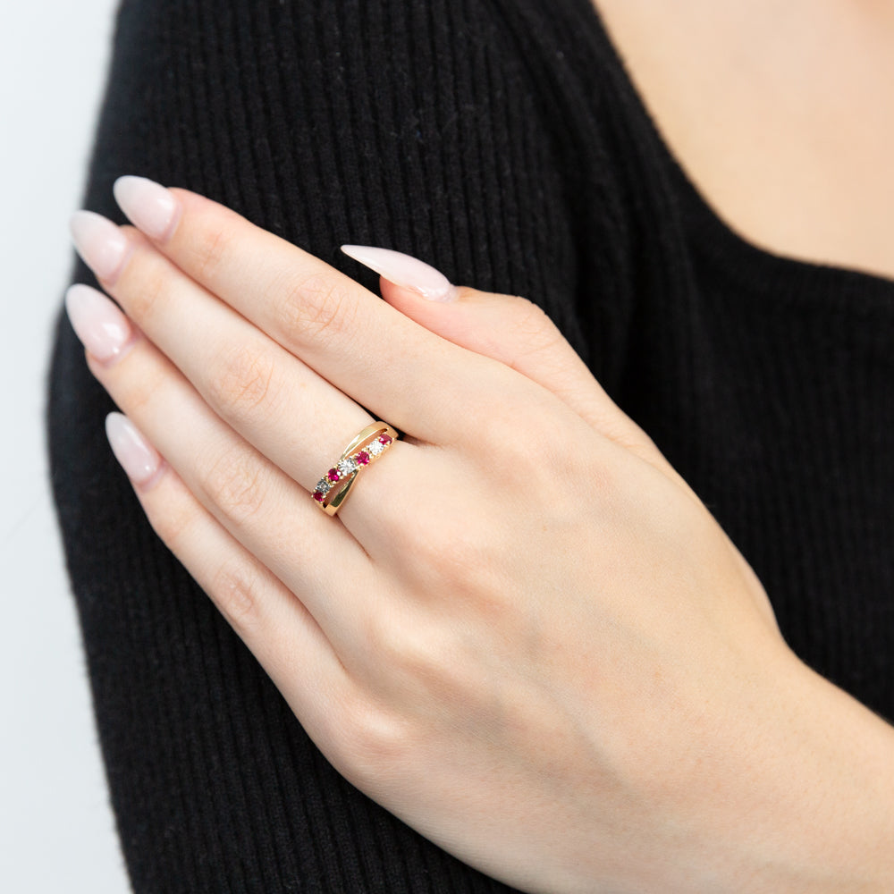 Stunning 9 Carat Yellow Gold Ring Featuring 4 Lab - Created Rubies and 3 Diamonds