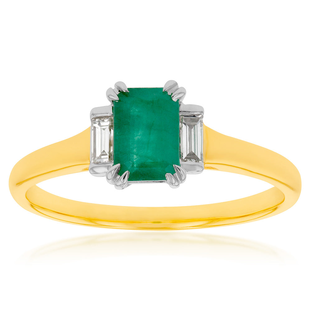 Exquisite 9-Carat Yellow Gold Ring Featuring Natural Emerald in Emerald Cut and Baguette-Cut Diamonds