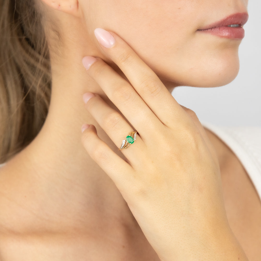 Stunning 9ct Yellow Gold Ring with 0.55 Carat Natural Emerald and Diamonds