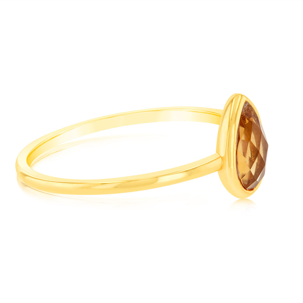 Exquisite 9 Carat Yellow Gold Ring with Pear - Shaped Natural Quartz for Elegant Jewelry Lovers