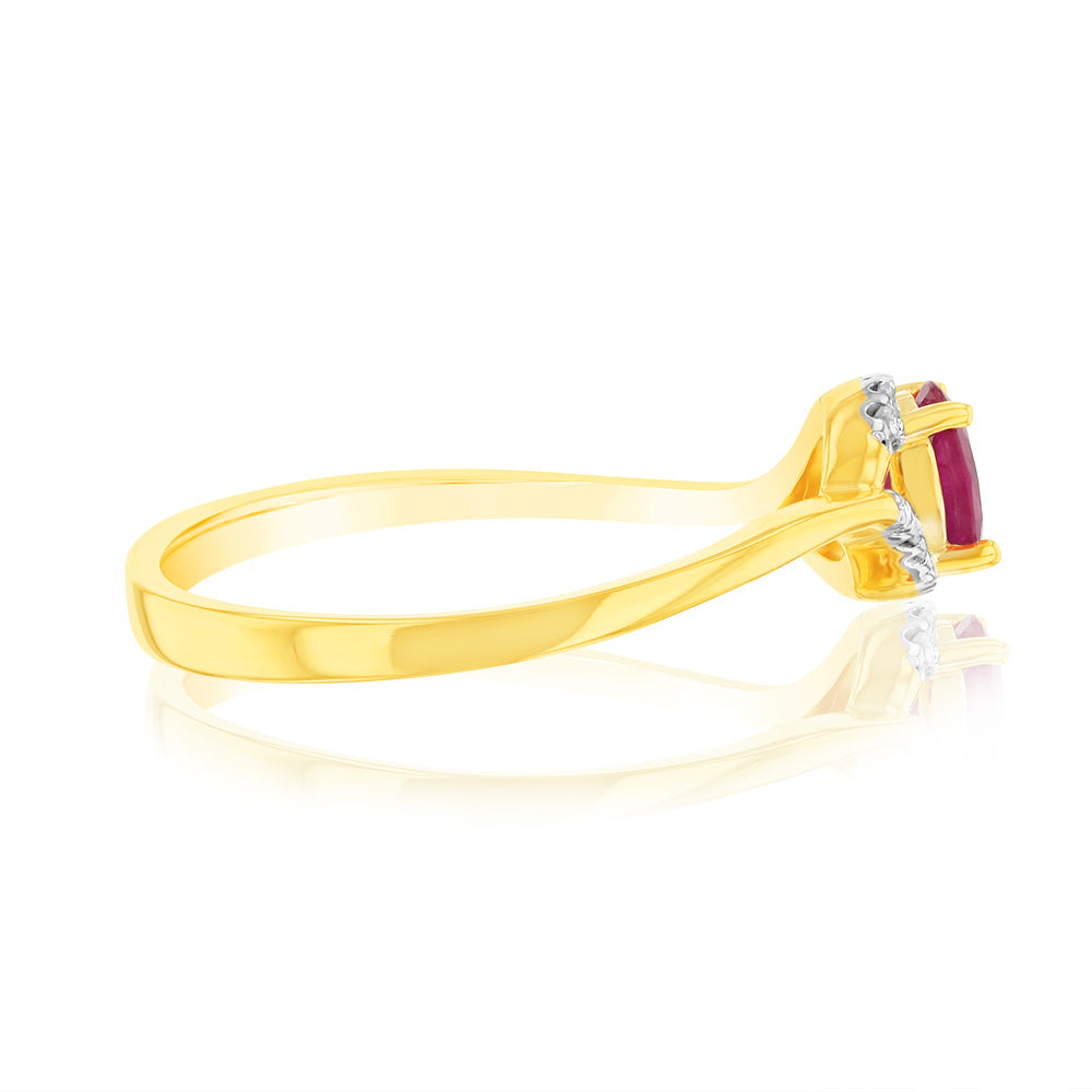 Stunning 9ct Yellow Gold Ring with Natural Ruby and 10 Diamonds