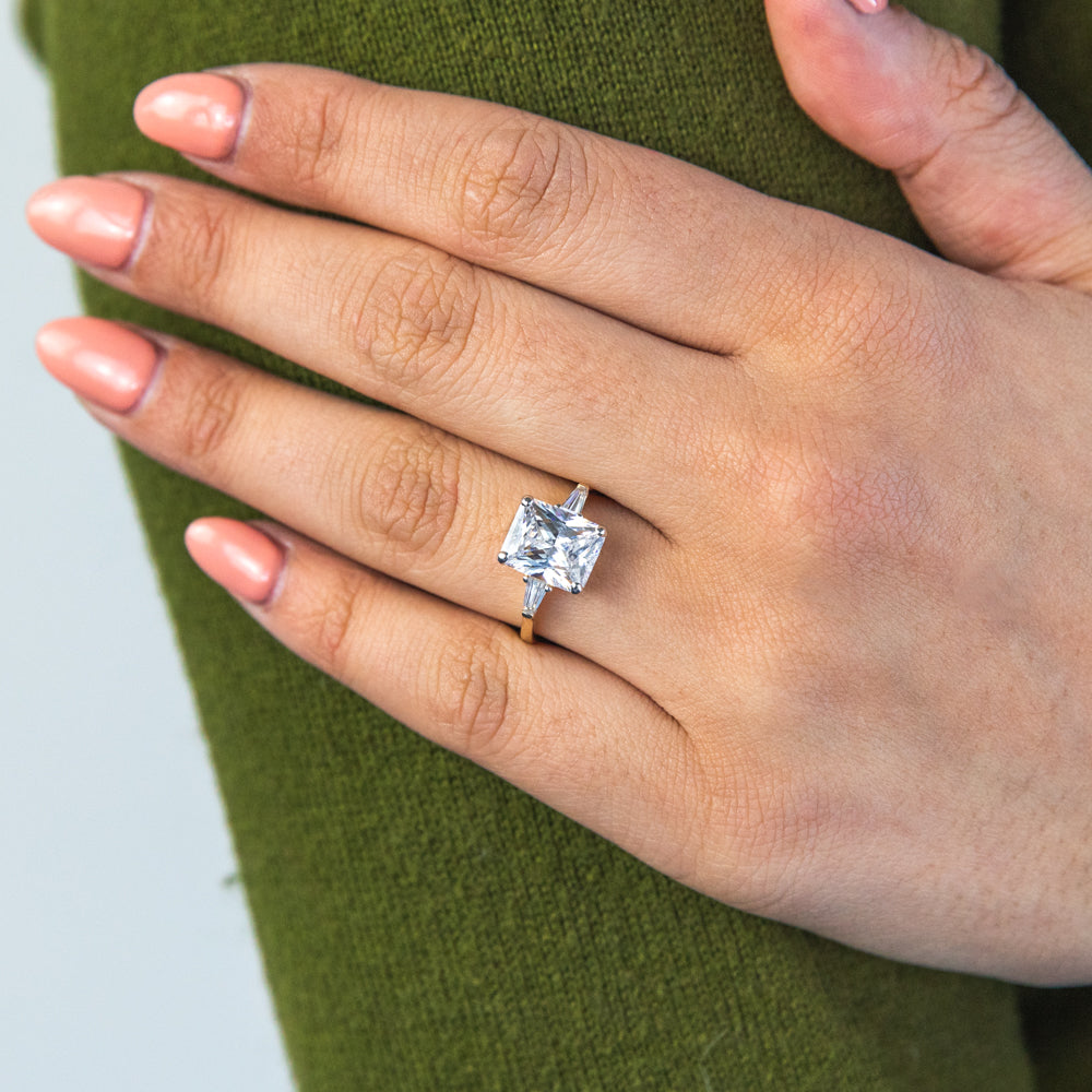 9ct Yellow Gold Fancy Ring Featuring Emerald Cut and Baguette-Style Zirconia Stones