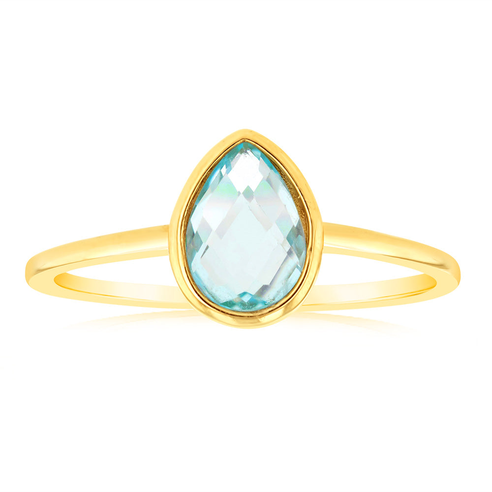 Exquisite 9 Carat Yellow Gold Solitaire Ring with Natural Blue Topaz Gemstone