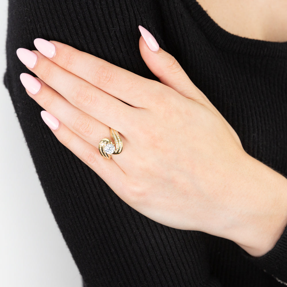 Stunning 9 Carat Yellow Gold Two - Row Cubic Zirconia Twisted Solitaire Engagement - Style Ring