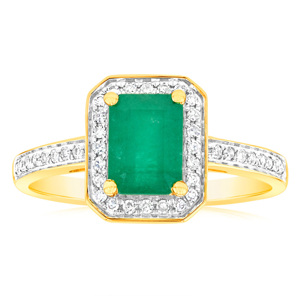 Exquisite 9 Carat Yellow Gold Ring Featuring a 1 Carat Natural Emerald and 0.15 Carat Diamonds