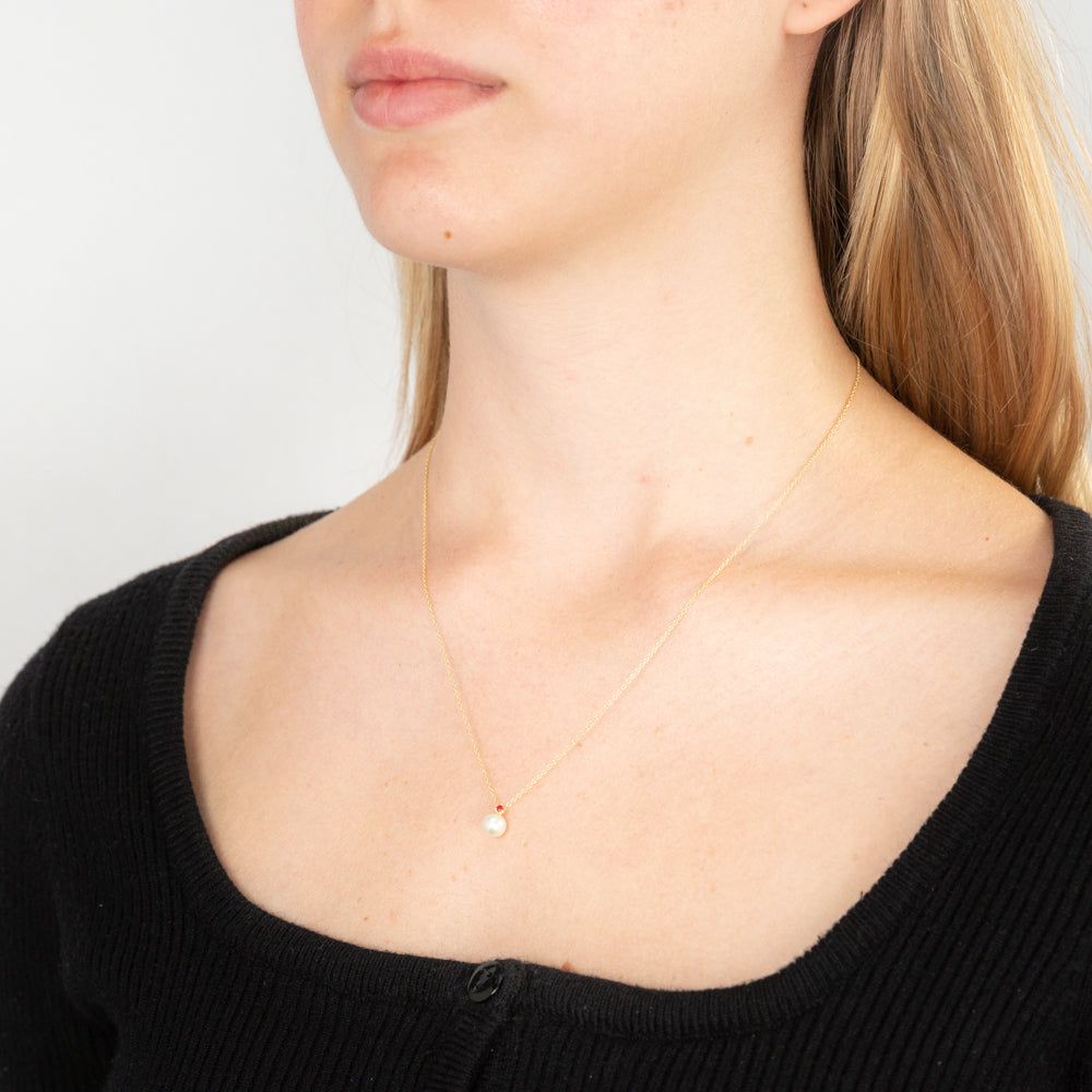 Adjustable 9ct Yellow Gold Pendant with Red Cubic Zirconia and Pearl on Chain