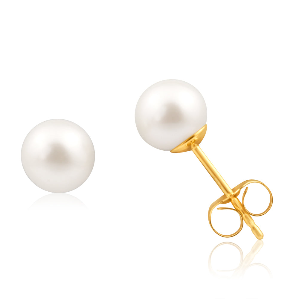 Exquisite 14-Carat Yellow Gold Stud Earrings with 6mm White Freshwater Pearls
