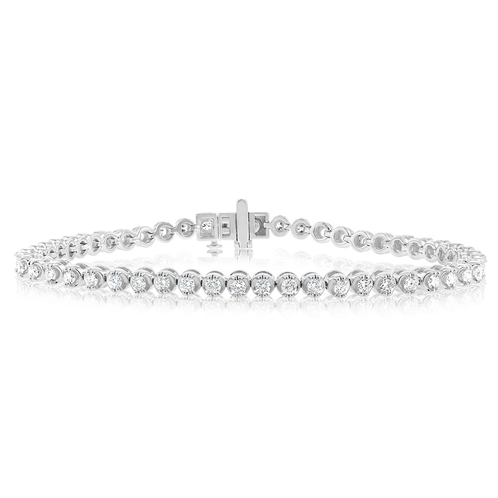 Exquisite 14 Carat White Gold Diamond Tennis Bracelet with 51 Sparkling Diamonds Totaling 2 Carats and 18cm in Length