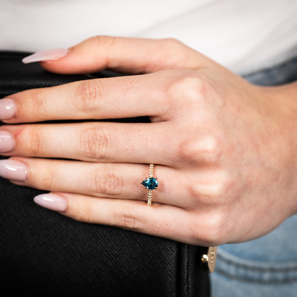 9ct Yellow Gold Ring with 1 London Blue Topaz, 12 Lab - Created Sapphires & 2 Single - Cut Diamonds