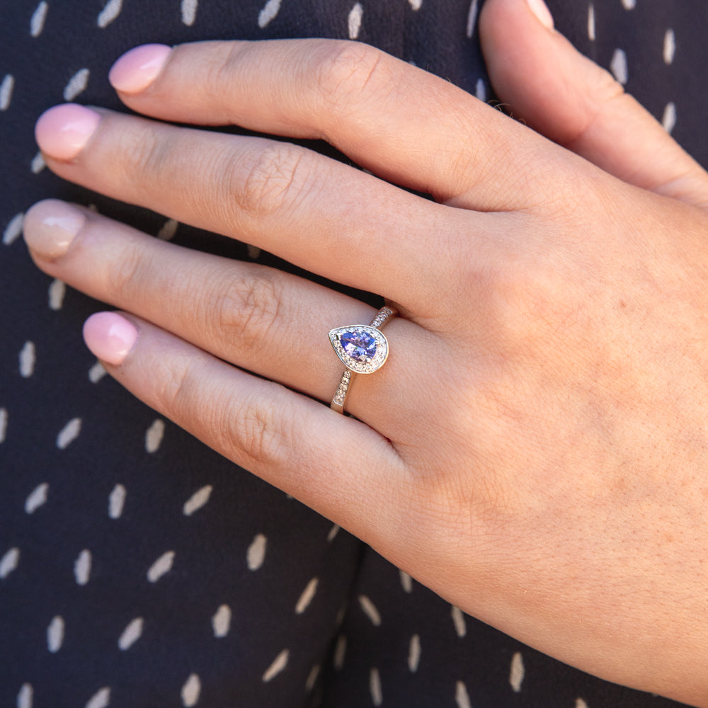 0.75ct Tanzanite and 0.20 Carat Diamond Ring in 9ct Yellow Gold