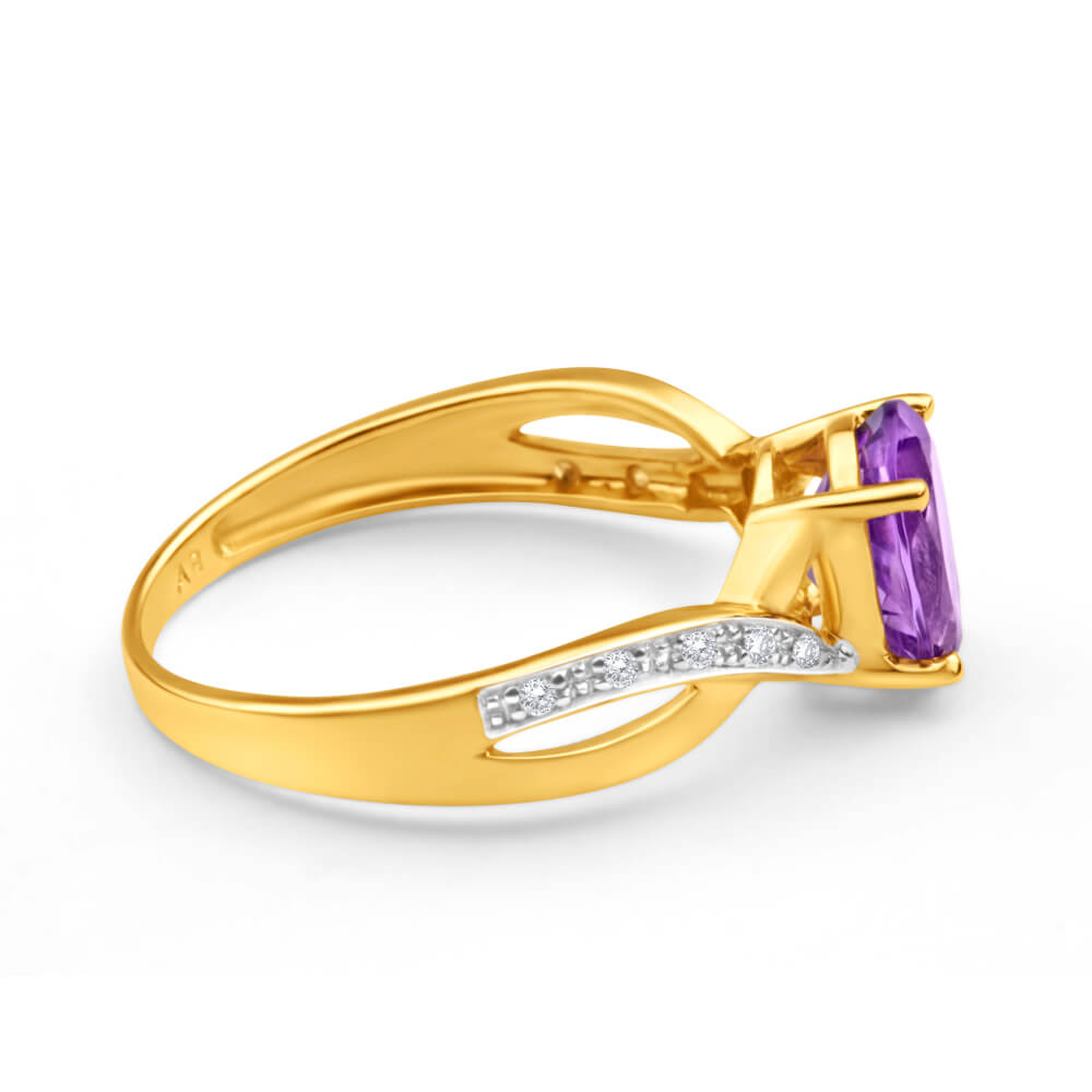 9 Carat Yellow Gold Crossover Ring with Sparkling Natural Amethyst and Diamonds