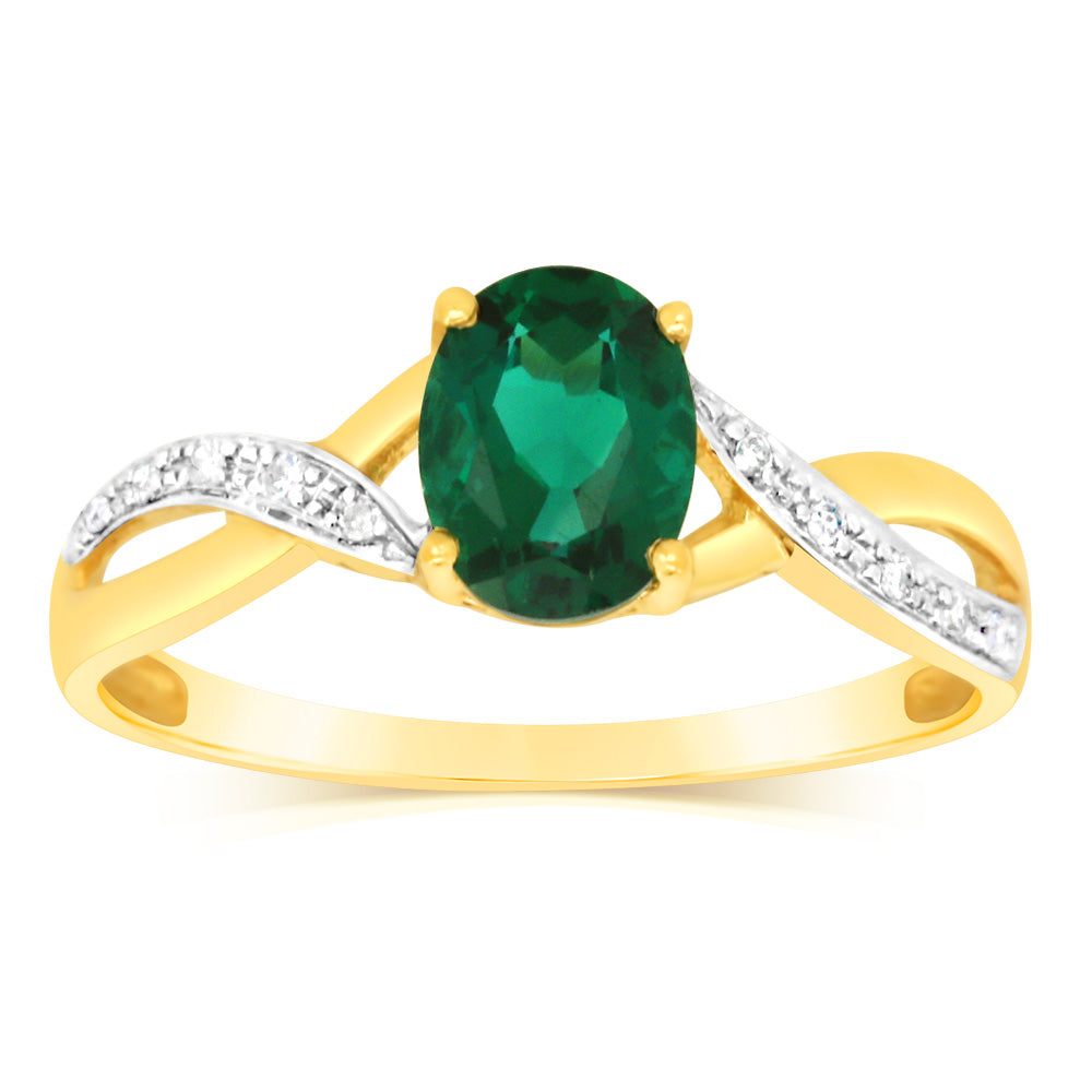 Stunning 9ct Yellow Gold Ring Featuring 1.8 Carat Lab - Created Emerald and 10 Shining Diamonds