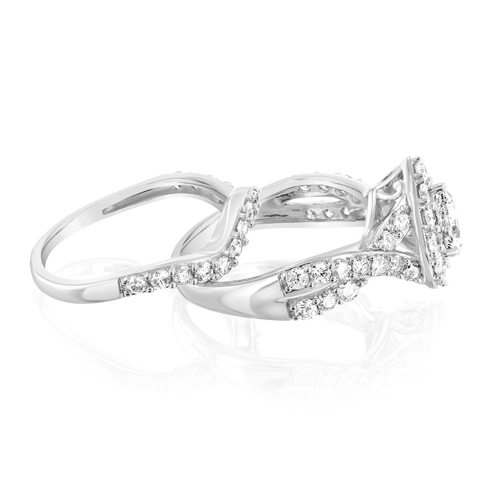 Exquisite 14ct White Gold 1.95 Carat Diamond Bridal Two - Ring Set Featuring a Pear - Shaped Centre Diamond Encircled by a Brilliant - Cut Diamond Halo