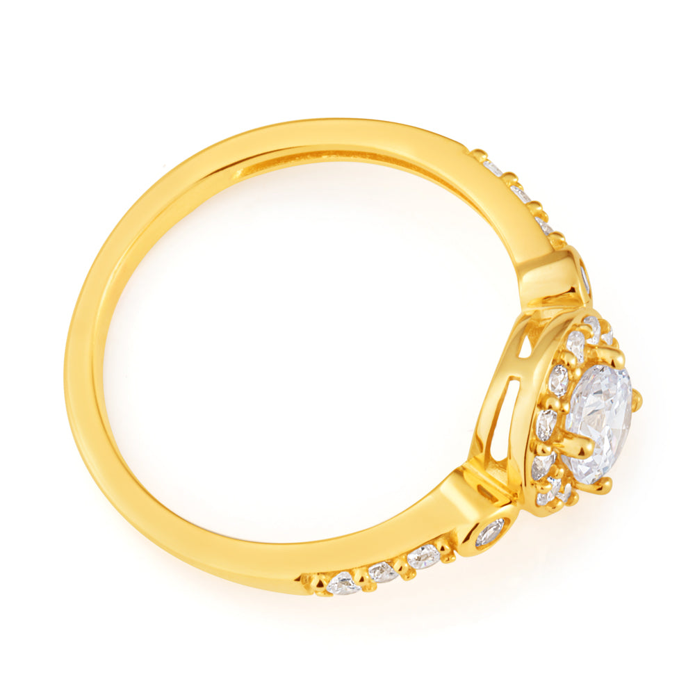 Stunning 9ct Yellow Gold Ring with Round Zirconia Stones