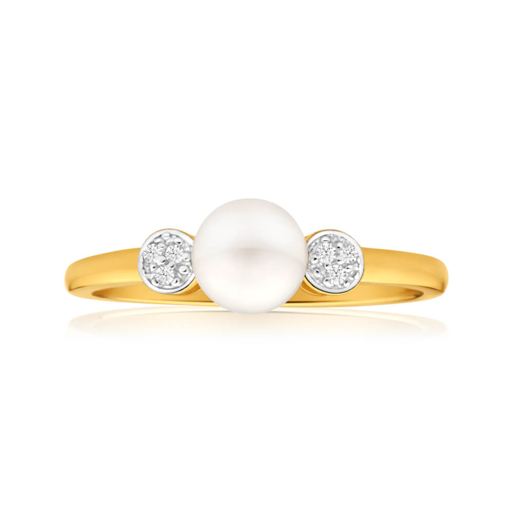 Exquisite 9ct Yellow Gold Ring with Divine Diamonds and Pearls