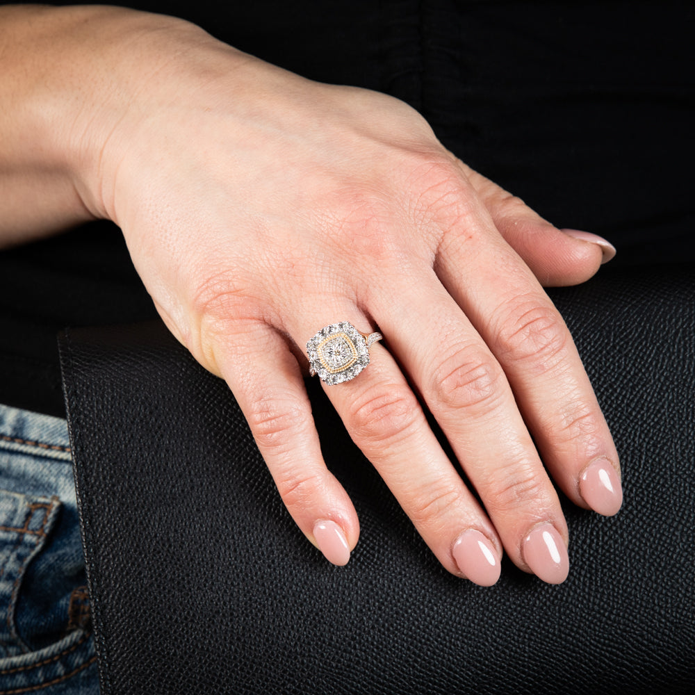 Exquisite 9ct Yellow Gold Dress Ring with 1/6 Carat Diamonds