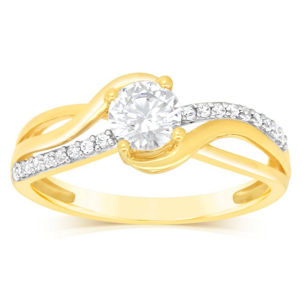 Stunning 9ct Yellow Gold Ring with 19 Cubic Zirconias