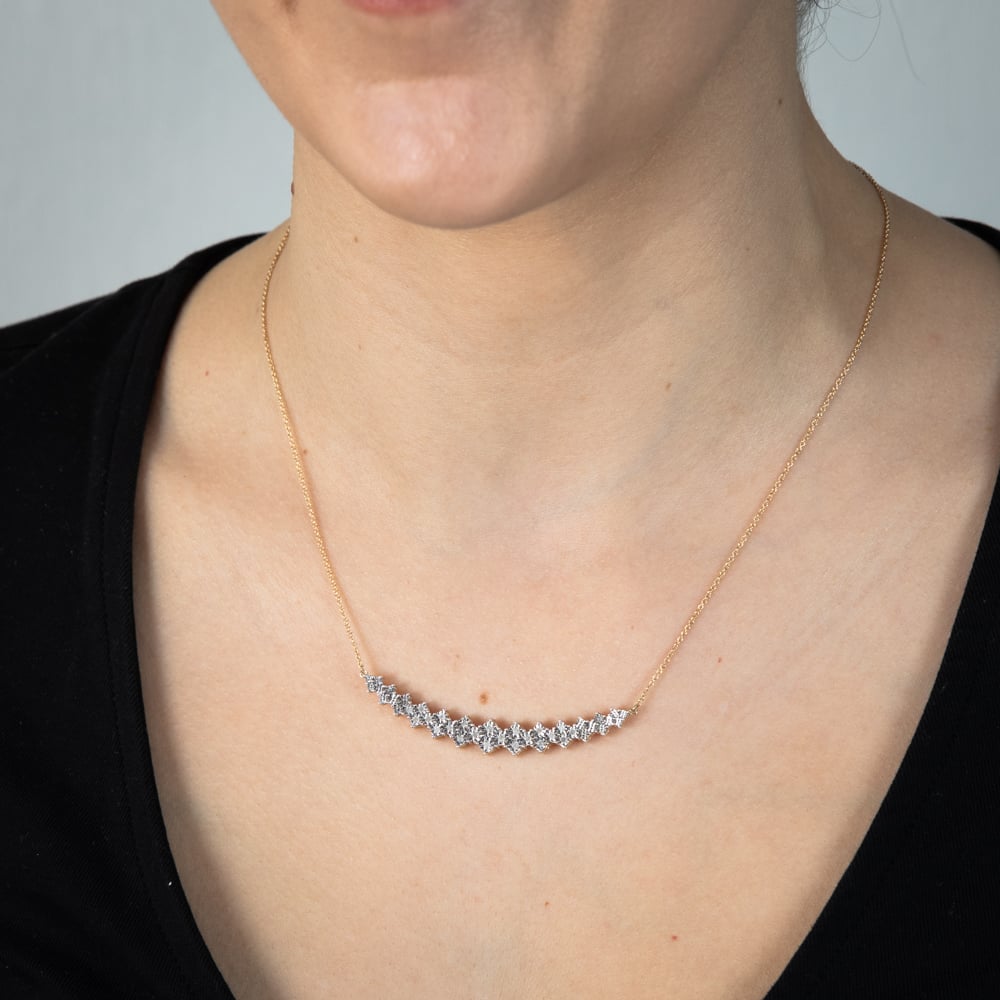 9 Carat Yellow Gold 0.1 Carat Diamond Adorned Curved Chain Necklace - A Stunning Jewelry Piece