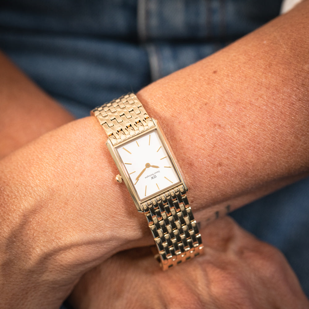 Daniel Wellington DW00100705 Gold-Plated 9-Link Elegant Watch