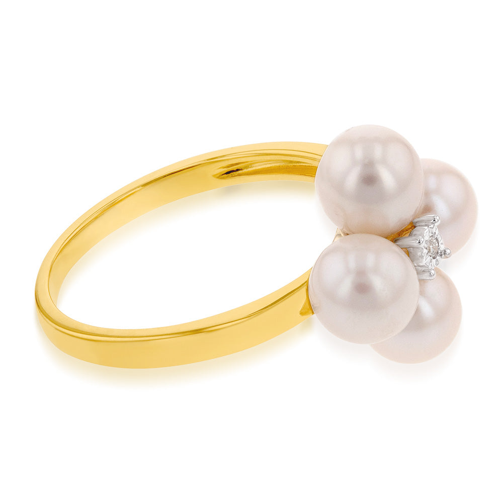 Exquisite 9ct Yellow Gold Ring with Freshwater Pearls and Diamonds