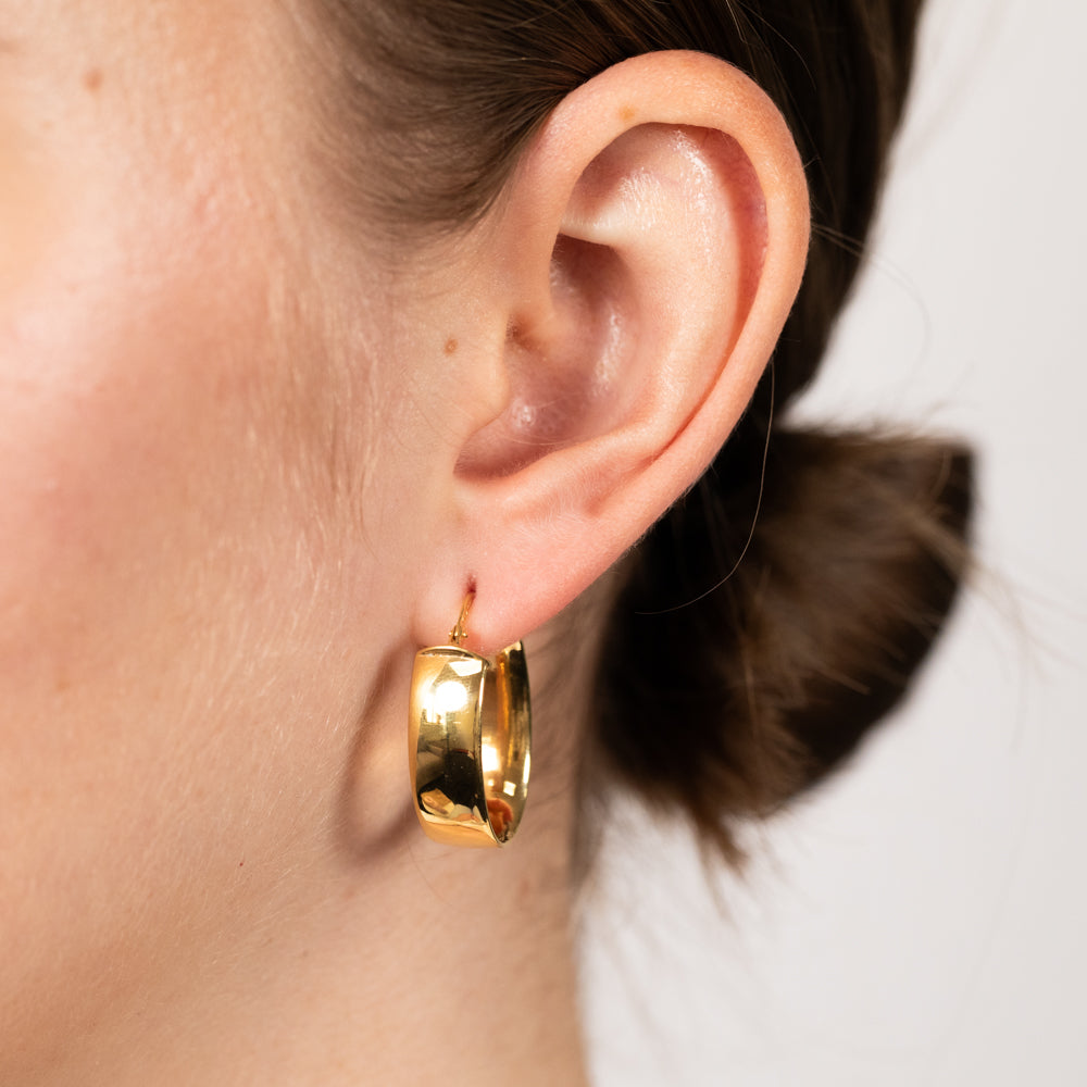 Exquisite 9 Carat Yellow Gold Polished Oval Hoop Earrings for Women's Fashion Jewelry