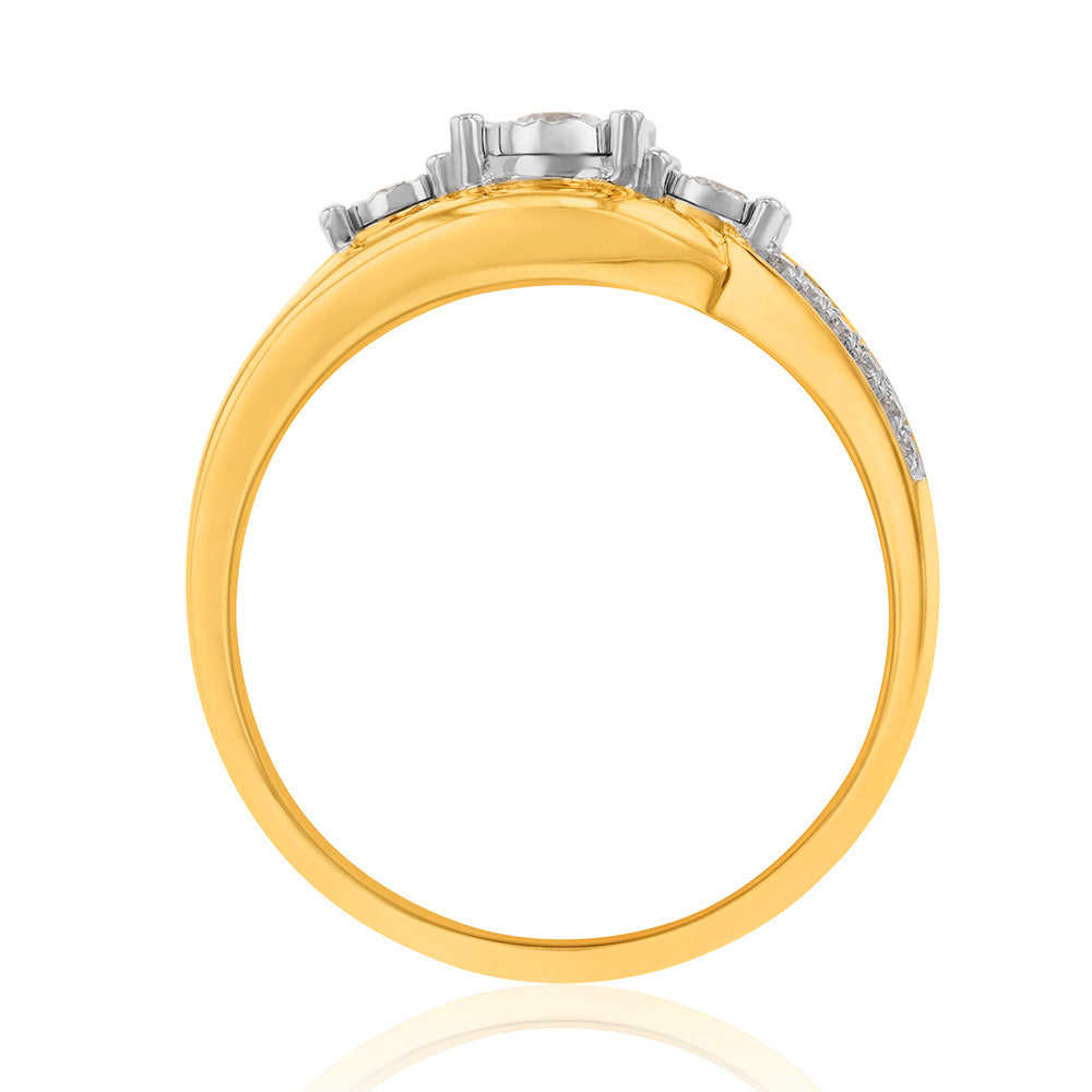 Exquisite 9ct Yellow Gold 1/4 Carat Diamond Trilogy Ring for Both Genders