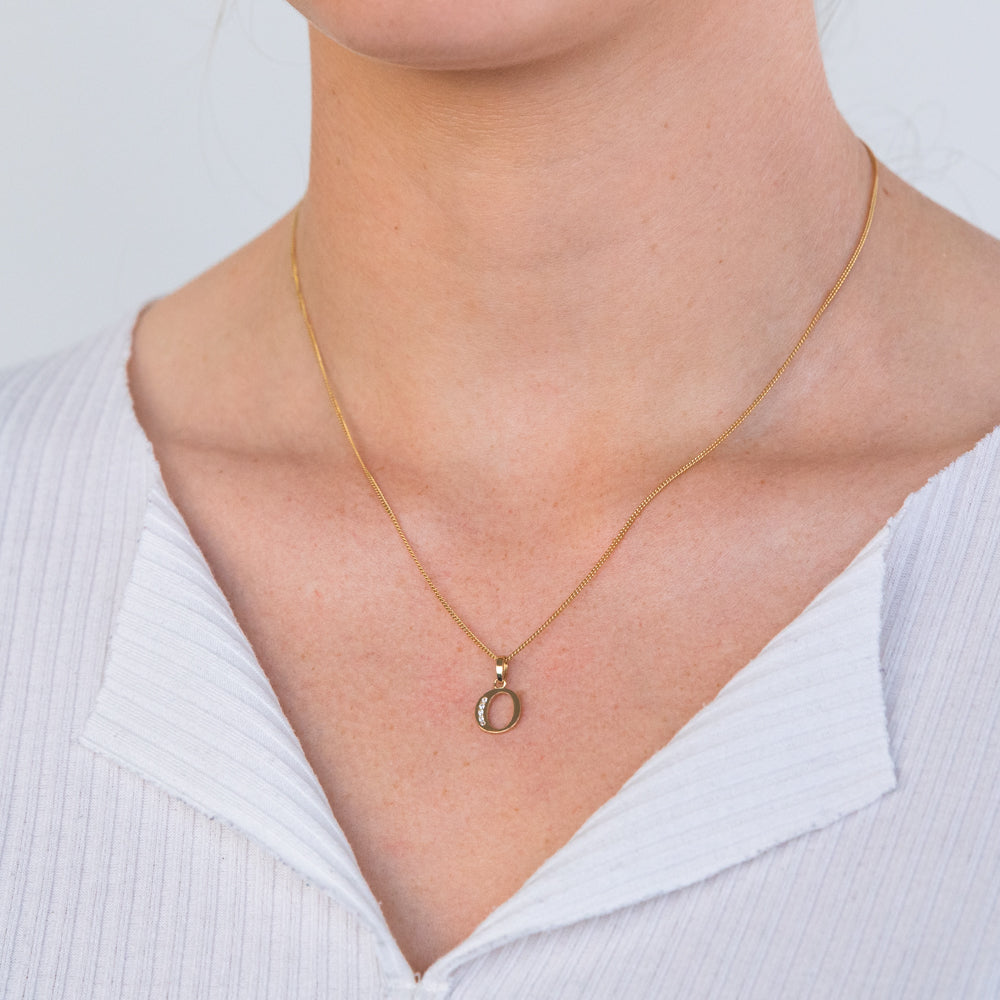 9ct Yellow Gold Personalized Initial 'O' Zirconia Sparkling Pendant