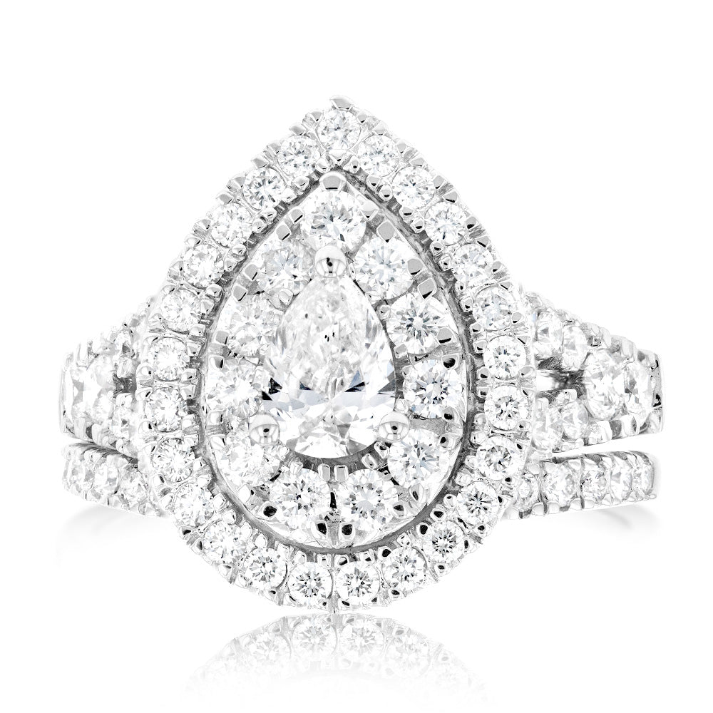 Stunning 1.90 Carat Diamond Pear Cut Bridal Jewelry Set Crafted in 10ct White Gold