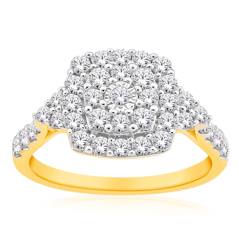 Exquisite 10-Carat Yellow Gold One-Carat Diamond Cluster Engagement Ring
