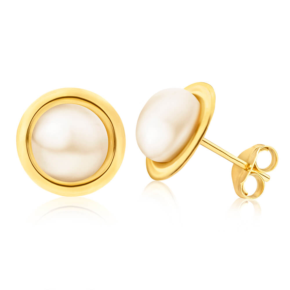 Exquisite 9 Carat Yellow Gold 7mm Freshwater Pearl Stud Earrings