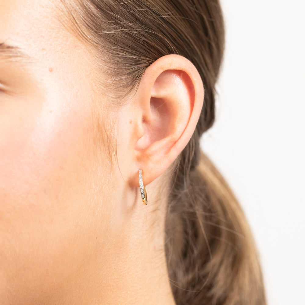 Stunning 9ct Yellow Gold Lab-Grown Hoop Earrings Adorned with 14 Sparkling Diamonds