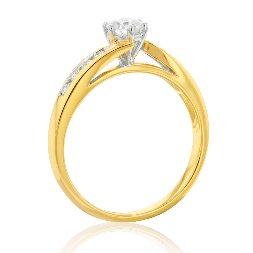Exquisite 1/2 Carat Flawless Cut Diamond Classic Design Engagement Ring Crafted in 18ct Yellow Gold