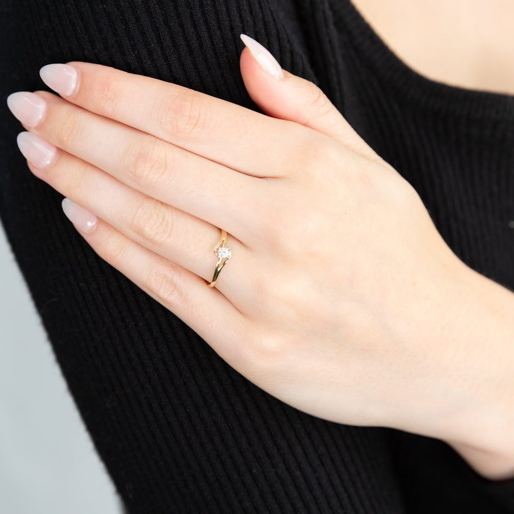 Stunning 9ct Yellow Gold HJ Bead - Set Diamond Ring for Special Moments