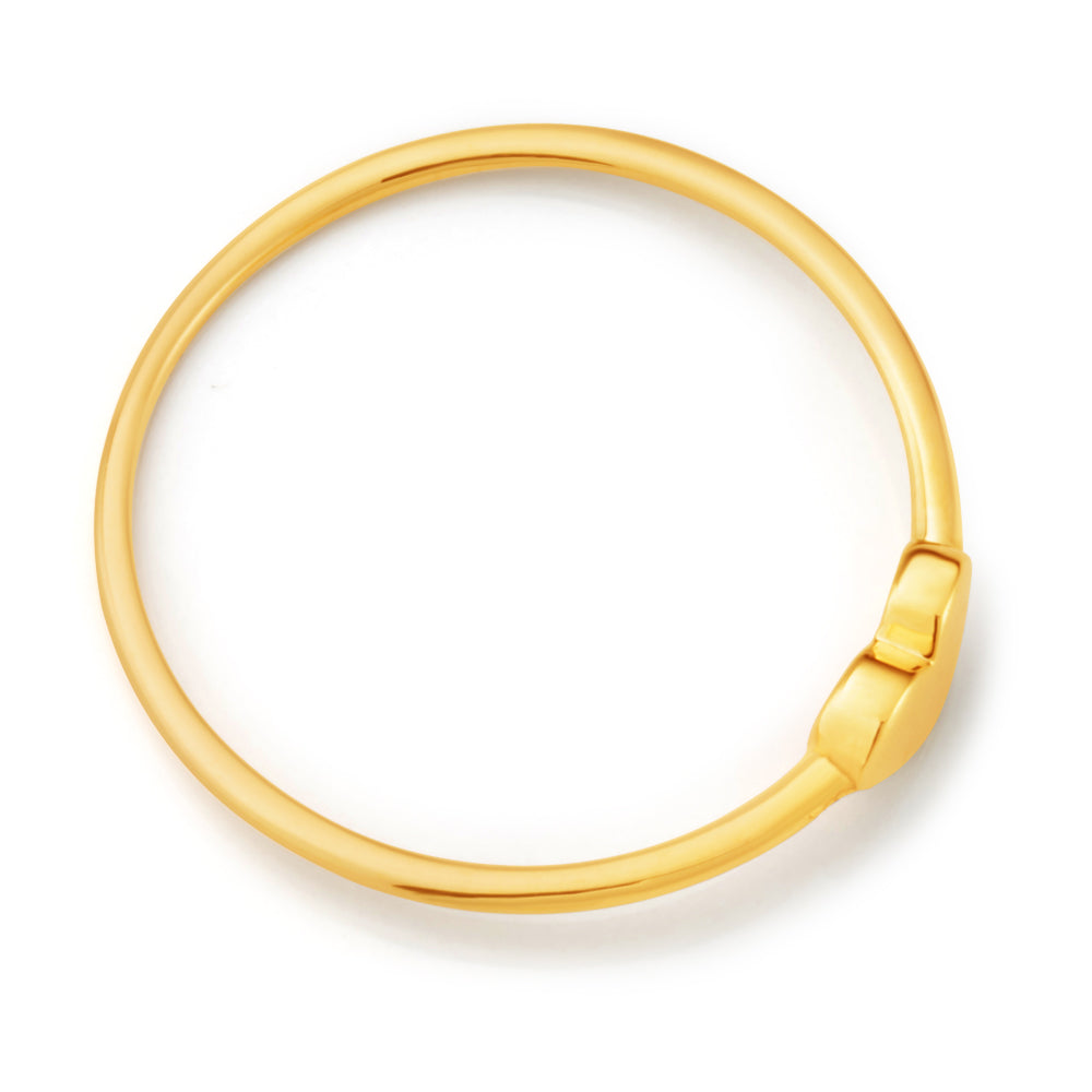 Exquisite 9 Carat Yellow Gold Ring in Heart Shape for Ring Lovers