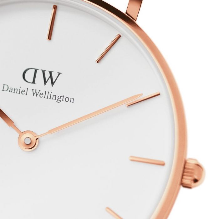Daniel Wellington Women's Petite Bristol DW00100171 Brown Fashionable Wristwatch
