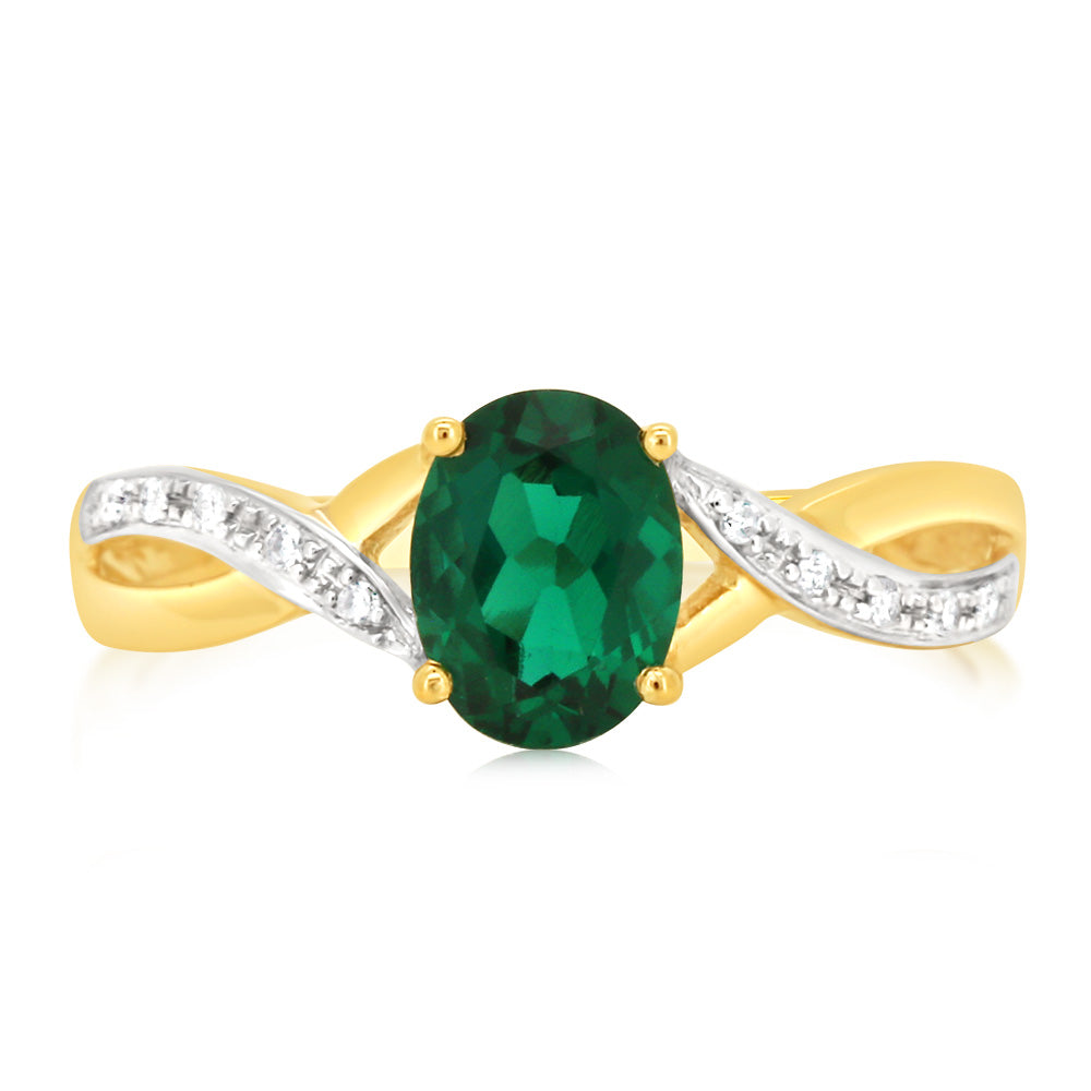 Stunning 9ct Yellow Gold Ring Featuring 1.8 Carat Lab - Created Emerald and 10 Shining Diamonds