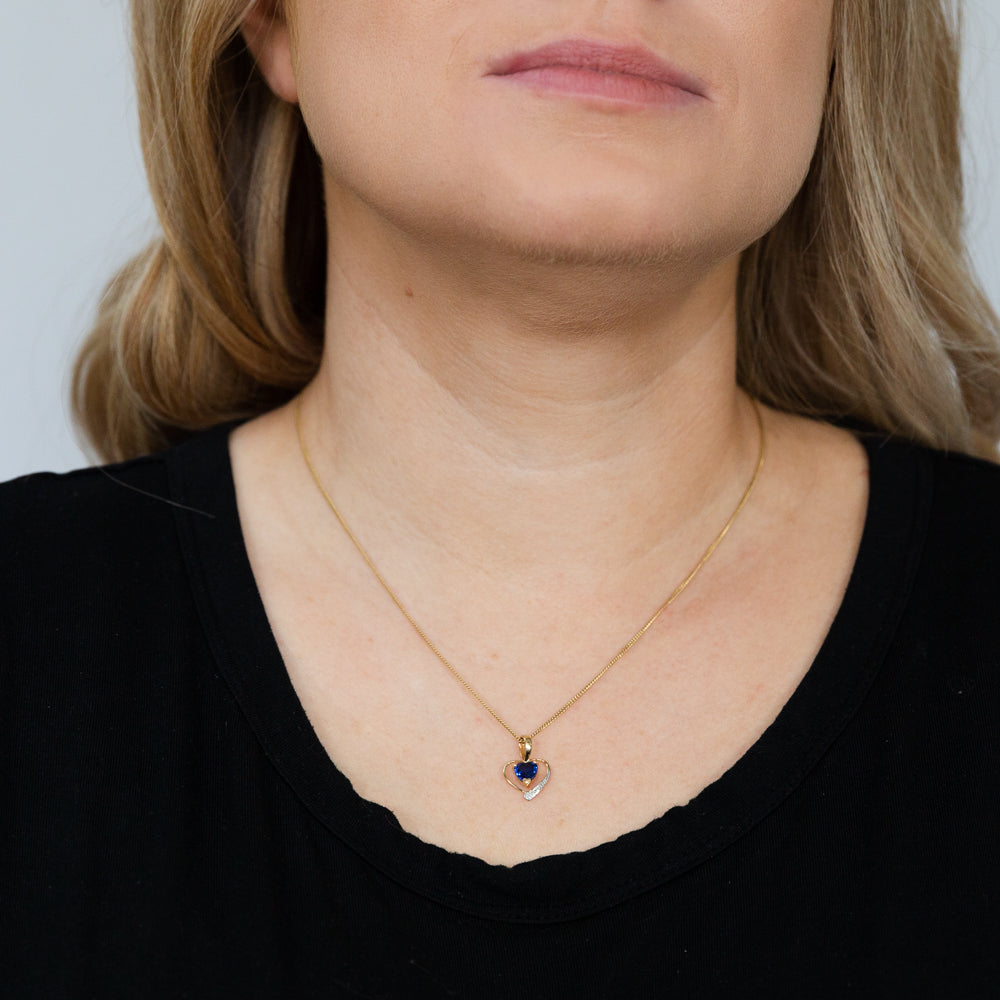Exquisite 9ct Yellow Gold Fashion Heart Pendant with Lab - Created Sapphire