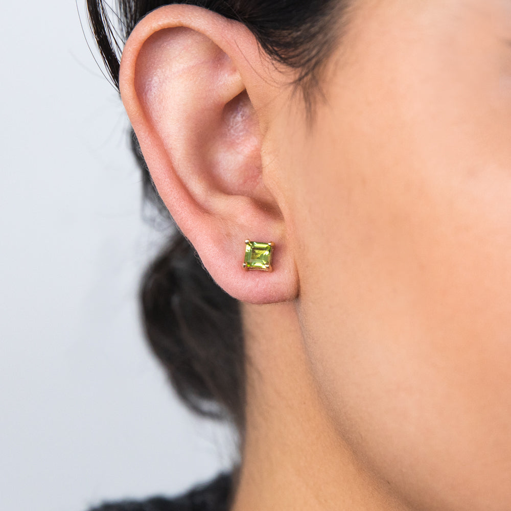 Exquisite 9ct Yellow Gold Square Studs with Mesmerizing Peridot Stones