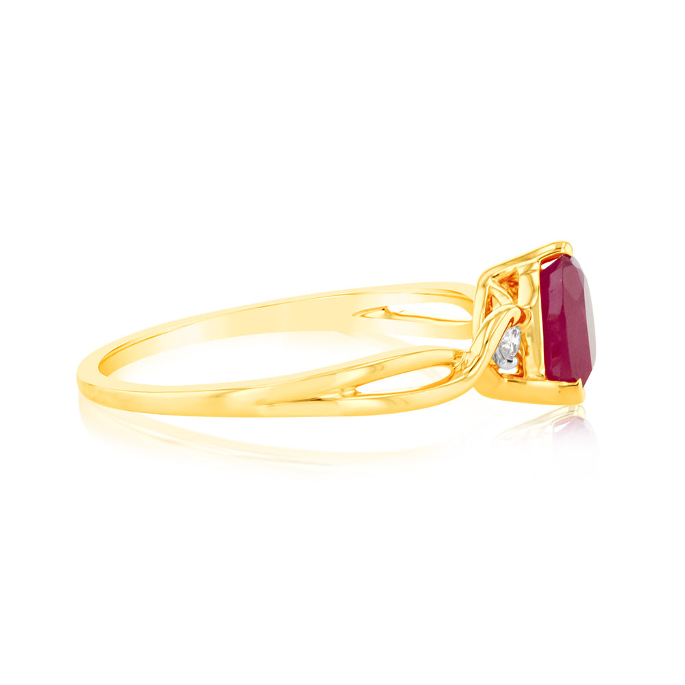 Stunning 9ct Yellow Gold 7mm Heart-shaped Ring with Lab-created Ruby and Diamond - A Fine Jewelry Piece
