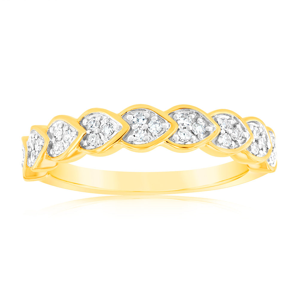 Stunning 9ct Yellow Gold Lab - Grown Luminescent Ring with 28 Sparkling Diamonds