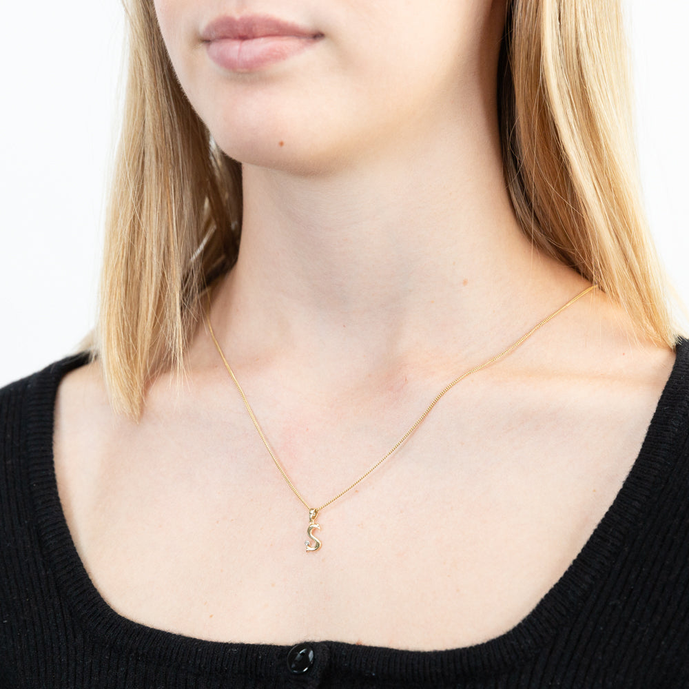 9-carat Yellow Gold Diamond-encrusted Initial 'S' Pendant for Necklaces