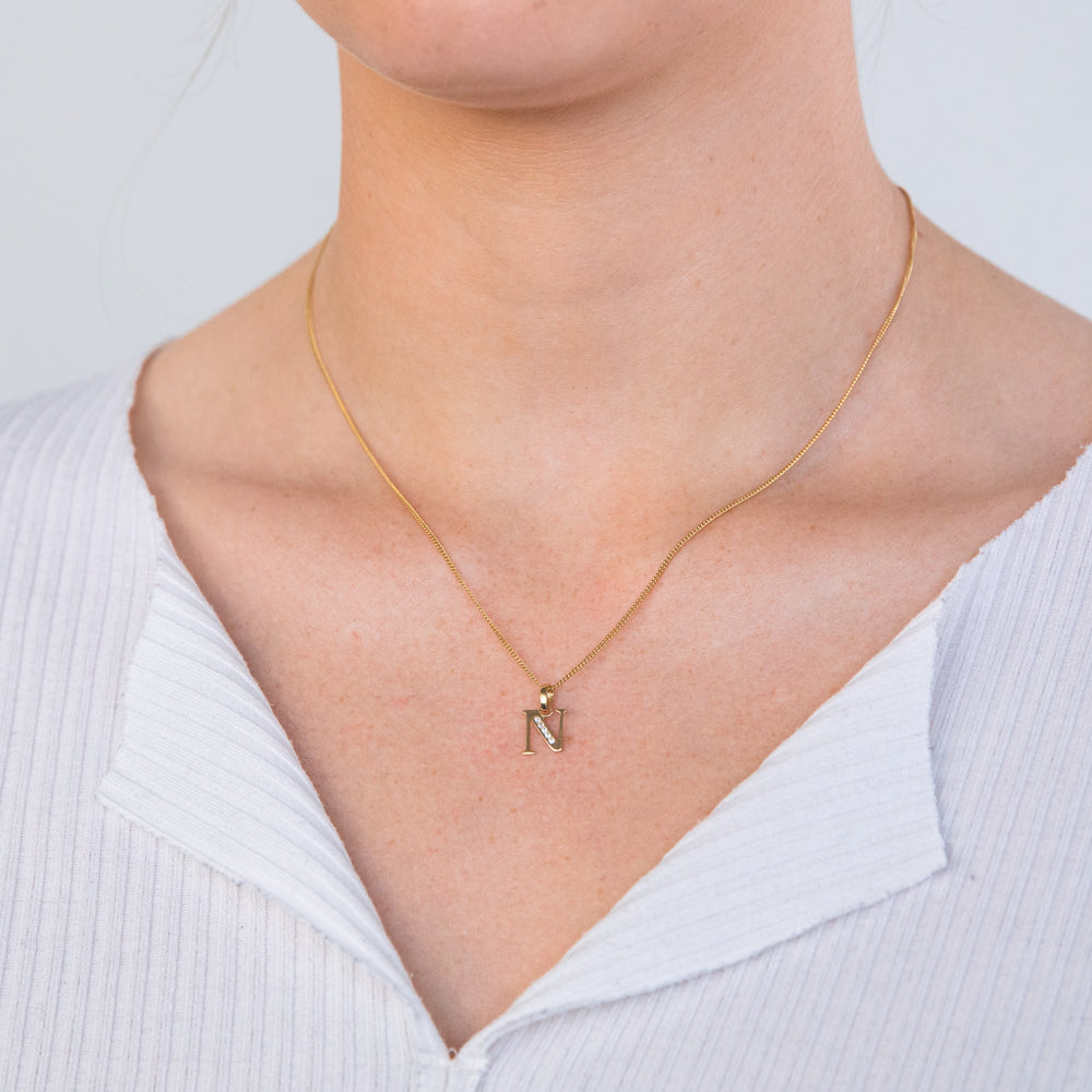 Exquisite 9ct Yellow Gold Personalized Initial N Zirconia Pendant