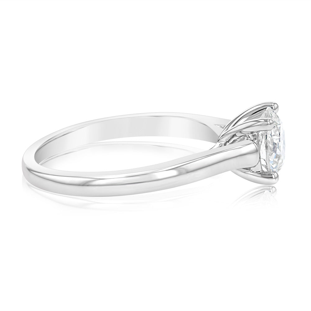 Stunning 0.95 Carat Solitaire Diamond Ring Crafted in 18ct White Gold