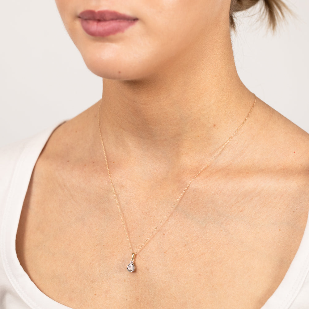 9ct Yellow Gold Luminescent Laboratory-Grown Pear-Shaped Pendant for Jewelry Lovers