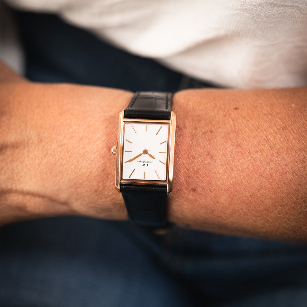 Daniel Wellington DW00100693 Bound Reading Men's and Women's Elegant Wristwatch